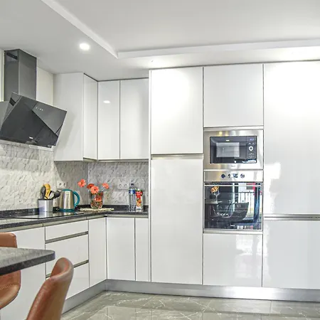 Apartment Lovely Cruzeiro Da Rocha. Pets Welcome
