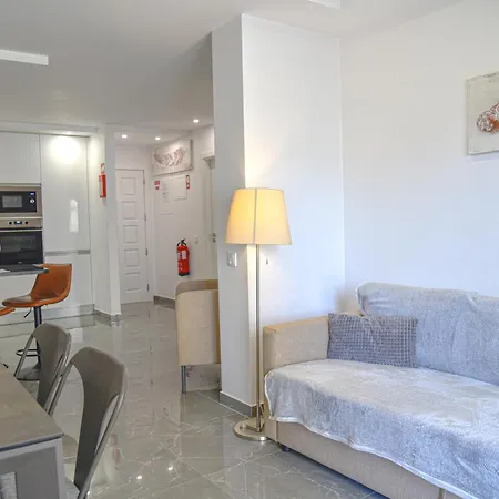Lovely Cruzeiro Da Rocha. Pets Welcome Portimao